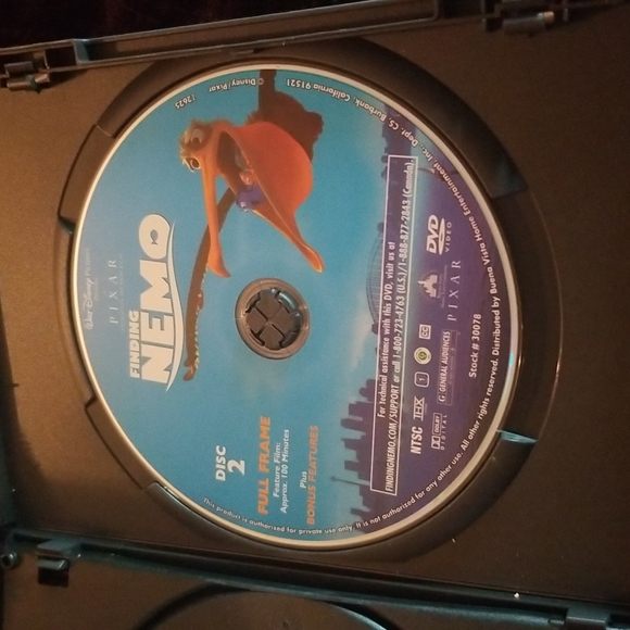 Disney Finding Nemo DVD - Picture 5 of 13